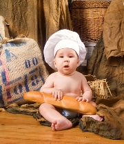 imagen bebe con baguette