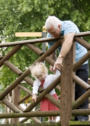 imagen abuelo y nieta