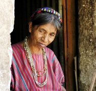 imagen mujer anciana guatemala