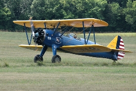 imagen avioneta en tierra